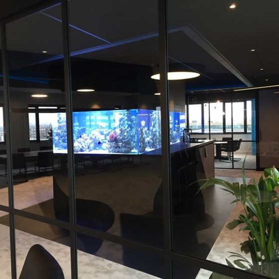 Aqua Luxury heeft de omslagfoto bijgewerkt.